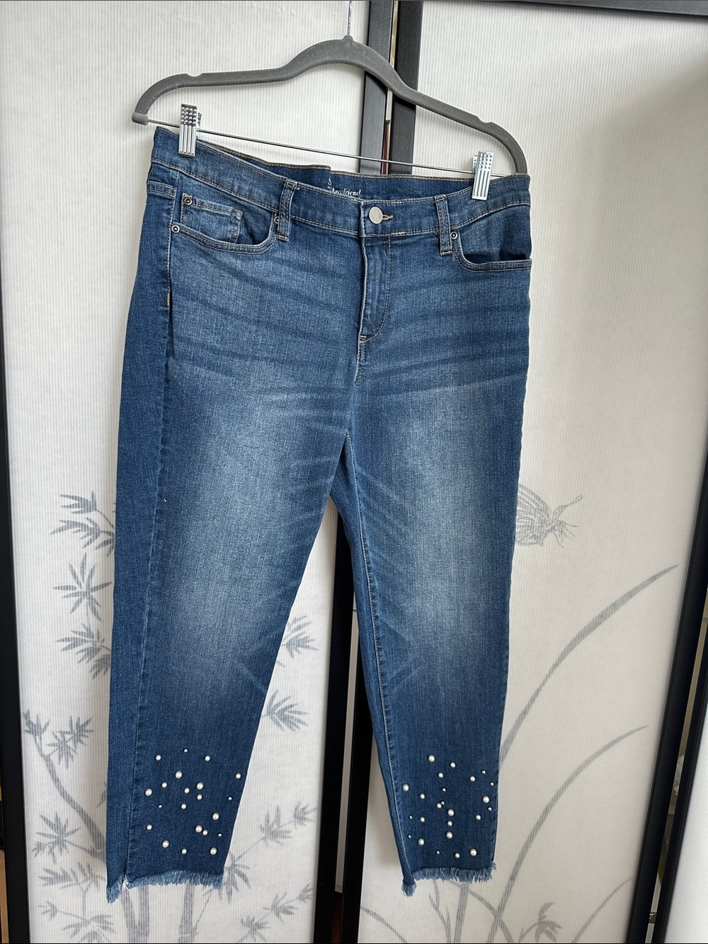 Women’s Blue Pearl-Embellished Jeans